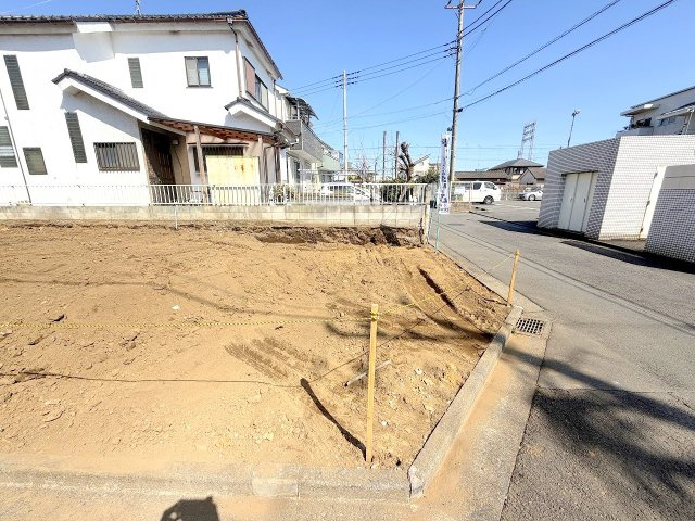 福生市福生全１棟　新築戸建の駐車場