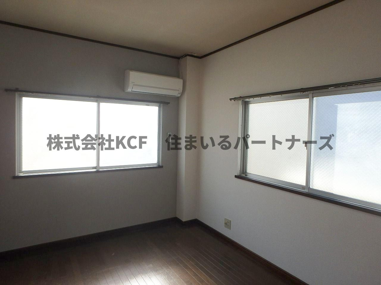 アーバンスターの内装|明るい室内です