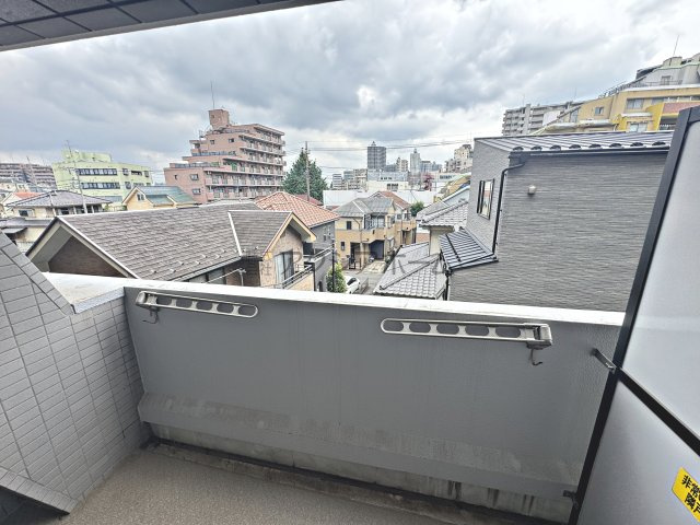 ライオンズプラザ西所沢のバルコニー