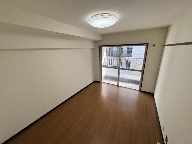 松ヶ丘コーポの洋室