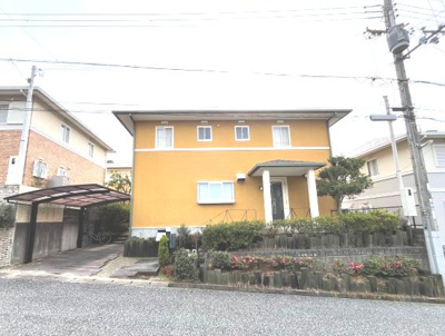 【外観】 | 大原２丁目　中古戸建 | 前面道路との高低差がありません。