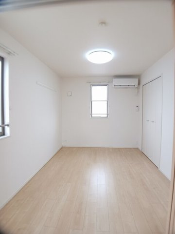 サンプラスⅢの内装