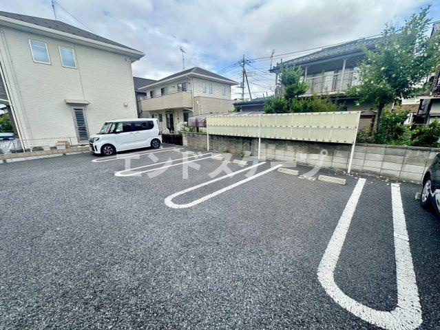 すとりーむ浜尻Ａの駐車場|高崎、前橋のお部屋探しはエンドスケープまで！お客様の理想お聞かせ下さい♪