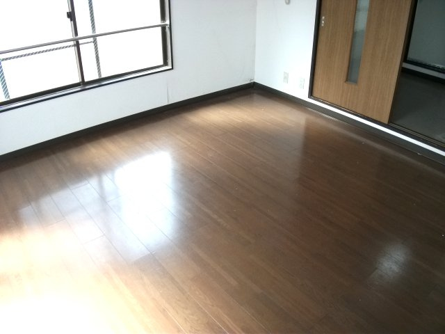 ヴィラタカハシの居間・リビング