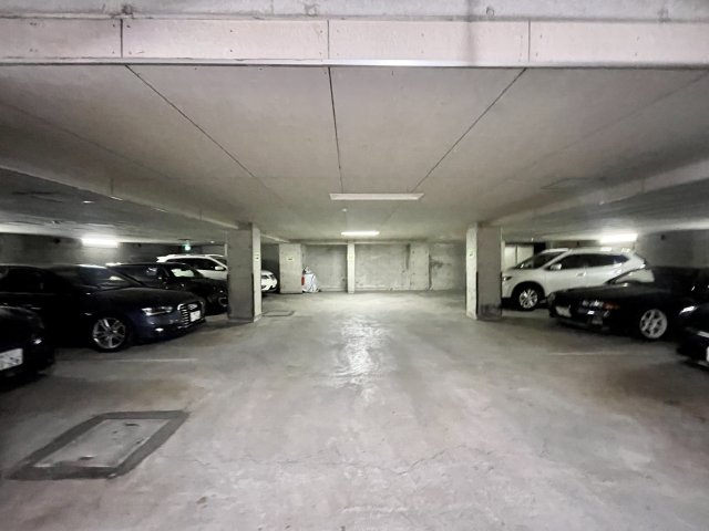 板橋区成増1丁目　東建ニューハイツ成増　新規フルリノベーション済の駐車場