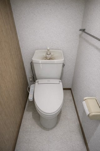 ハウスアルベルティＢのトイレ|内装イメージ画像