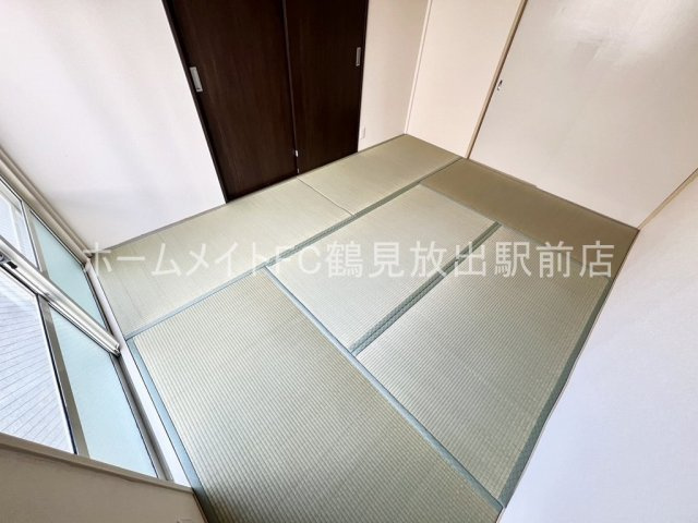 大阪市鶴見区焼野２丁目のアパートの和室