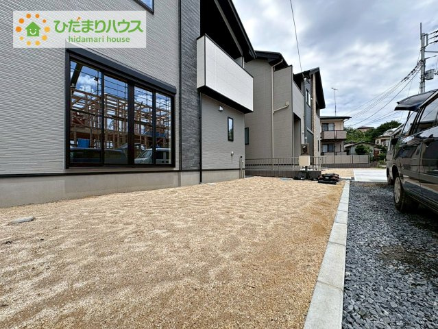 常陸太田市西三町1期　新築戸建　1号棟の庭|"日当たりの良い広い庭。友人や親せきが集まってＢＢＱをしたり、ペットと遊んだり。
一戸建てならではの楽しさが広がります(*^-^*)"
