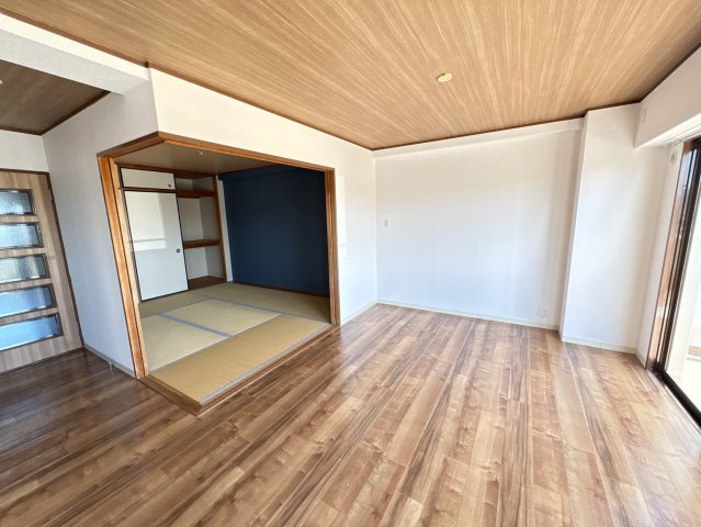 CERES学園前の居間・リビング