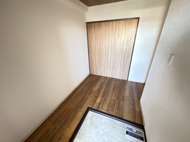 CERES学園前の玄関