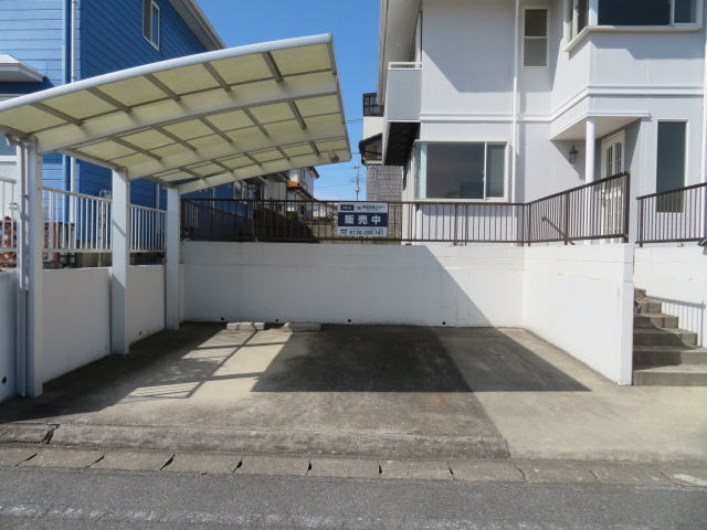高崎市岩鼻町１期　中古1699の駐車場
