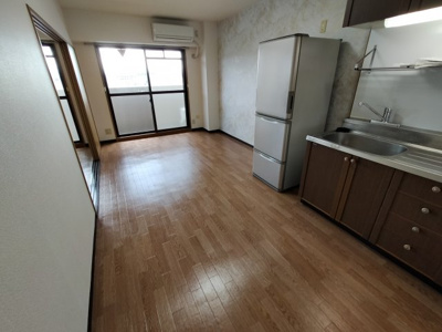 【居間・リビング】 | カーサフィオーレ壱番館