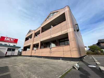 【外観】 | クラージュ | 外観写真（昼）