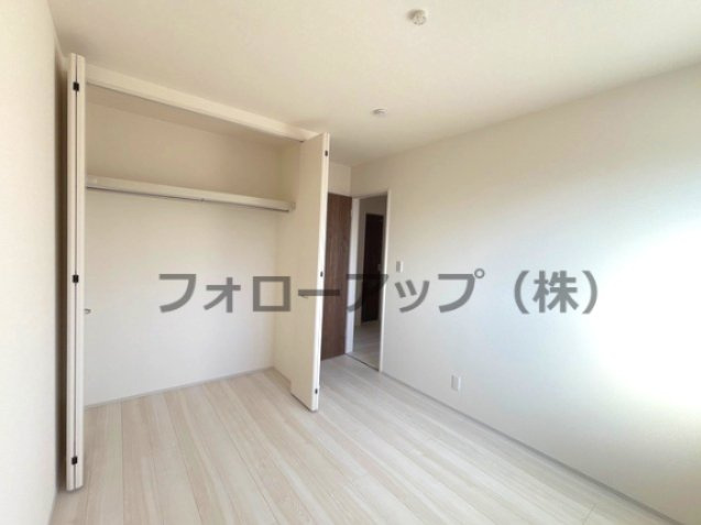 リーブルガーデン赤穂市南野中4期の洋室|明るい洋室です