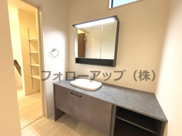 リーブルガーデン赤穂市南野中4期の独立洗面台|独立洗面化粧台付き