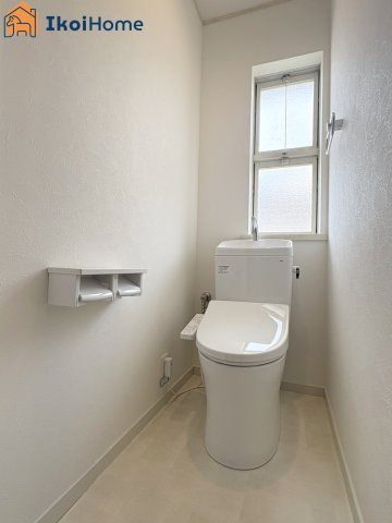 神戸市西区竹の台１丁目　中古戸建のトイレ|【ホームページに現地動画掲載中】●年中無休：当日予約可●トイレが2か所あるので夜中も安心です