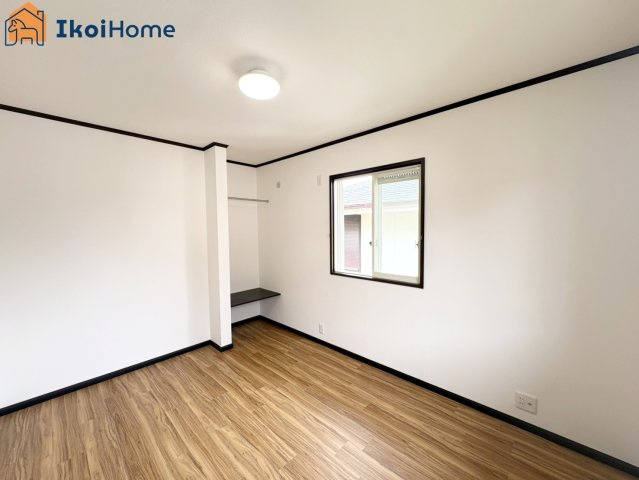 神戸市西区竹の台１丁目　中古戸建の子供部屋|【ホームページに現地動画掲載中】●年中無休：当日予約可●カーテン・カーテンレール未設置。ご相談下さい