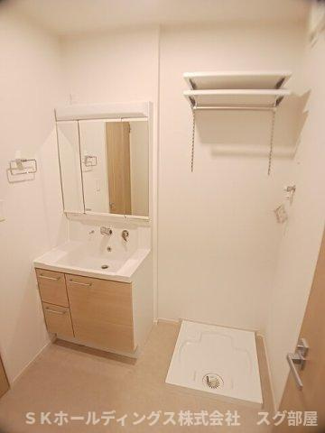 シャルム朝来の洗面所
