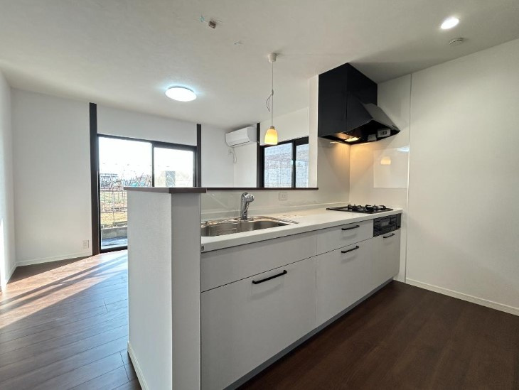 海老名市中新田リノベーション中古戸建のキッチン