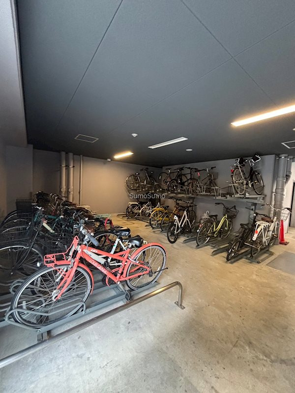 S-RESIDENCE谷町五丁目の駐車場