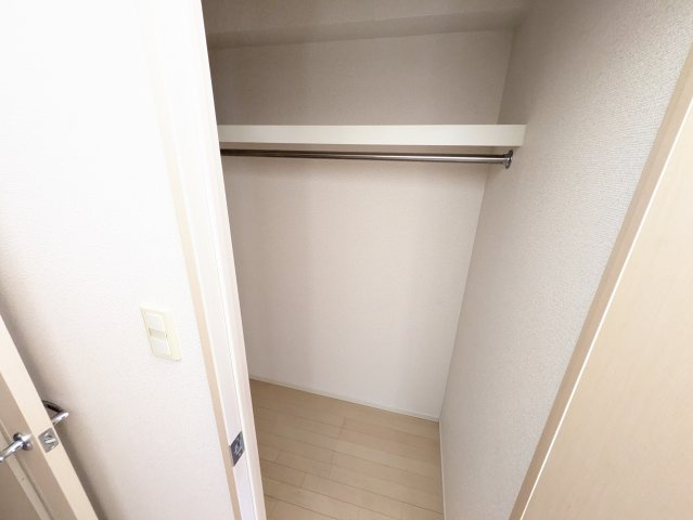 第16シントウキョウビルの収納|便利な収納スペースです