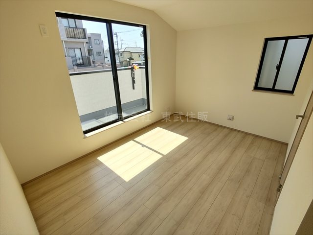 【寝室】の画像