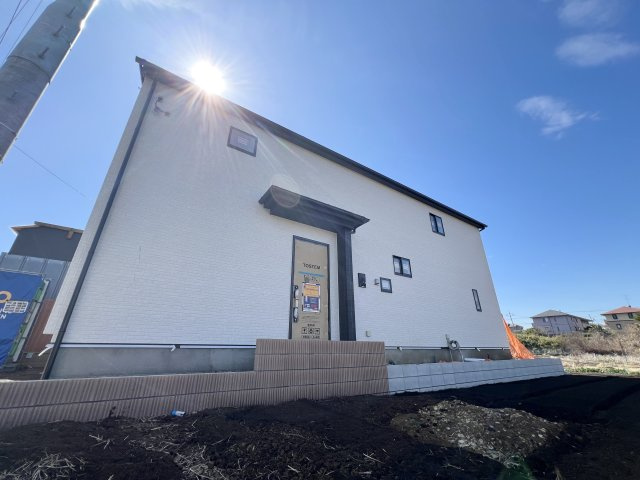 武蔵村山市神明3丁目　全1棟　新築戸建ての外観