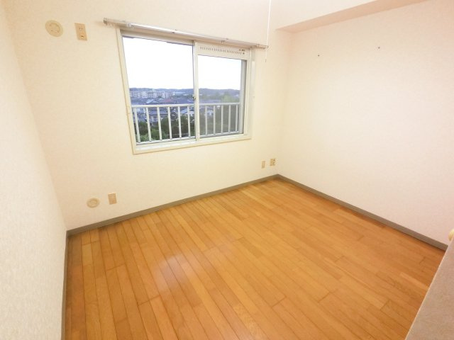 【寝室】 | 成田コミュニティープラザ　8号棟