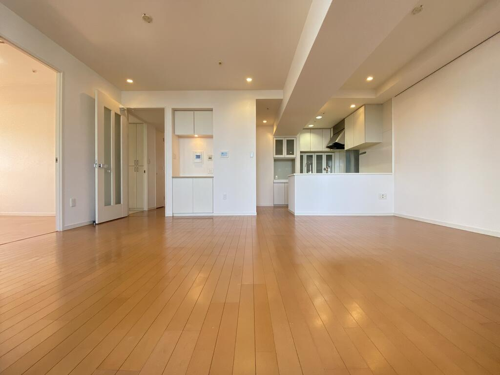 ライオンズマンション神戸栄町通の居間・リビング