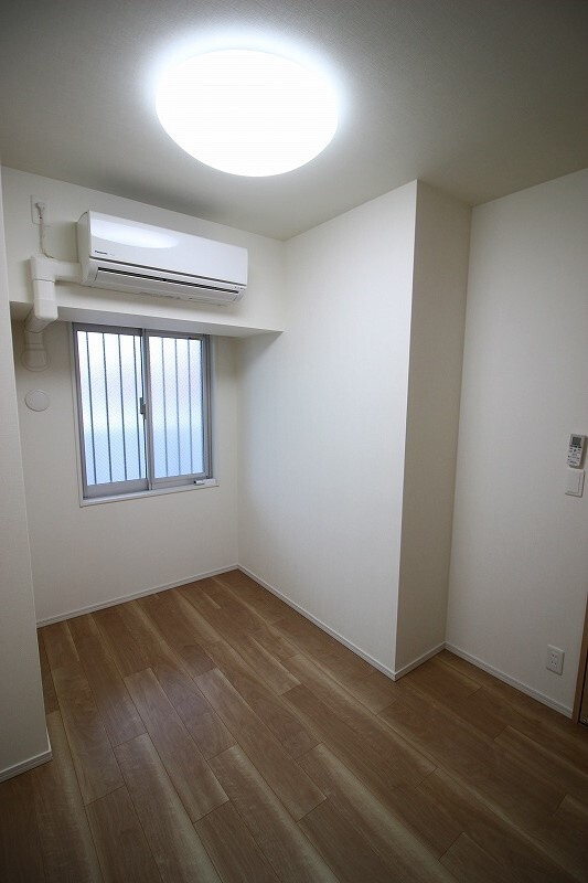 茅ヶ崎市赤松町の賃貸マンションの寝室