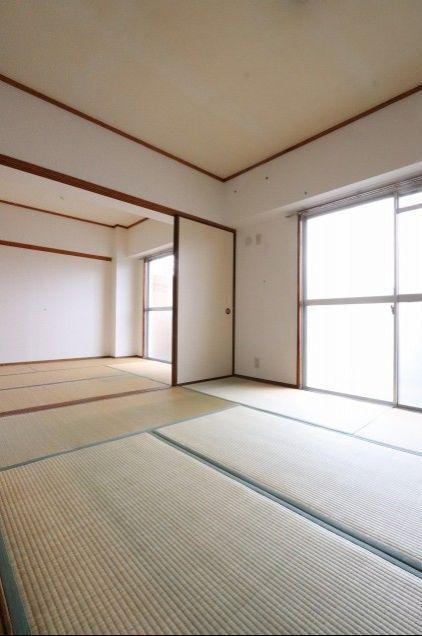 福岡市南区屋形原４丁目の賃貸マンションの寝室