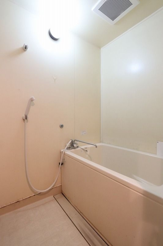 福岡市南区屋形原４丁目の賃貸マンションの浴室