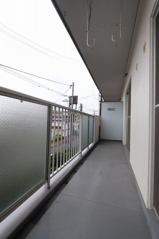 福岡市南区屋形原４丁目の賃貸マンションのバルコニー