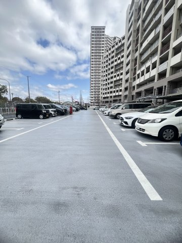 ＲＩＣイーストコート7番街2番館の駐車場