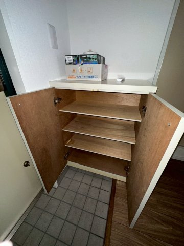 ブラウンコートの収納