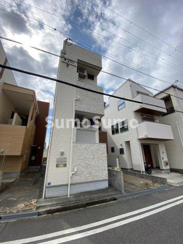 神戸市兵庫区松原通１丁目のアパートの外観