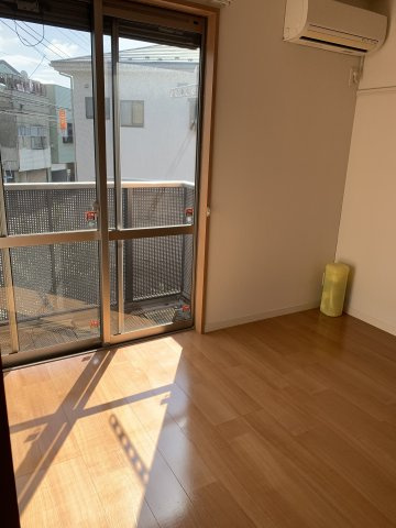 ディアスＥＧＡＷＡの洋室