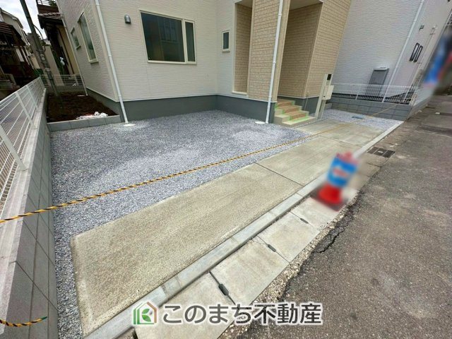 LiveleGarden.S宇都宮西川田南第9の駐車場|お車並列２台分ご用意しております♪
