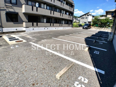 【駐車場】 | グロース レイA | カースペースがあります