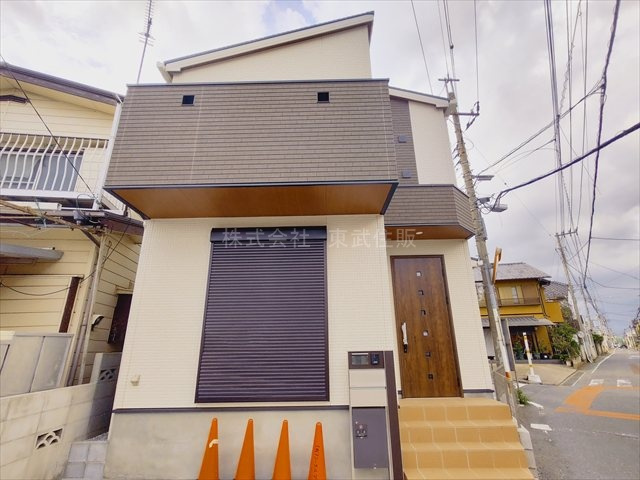 【前面道路含む現地写真】の画像