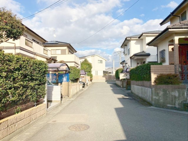 篠栗町和田３丁目 中古戸建のその他|前面道路です！幅員：4.99～5.0ｍ
