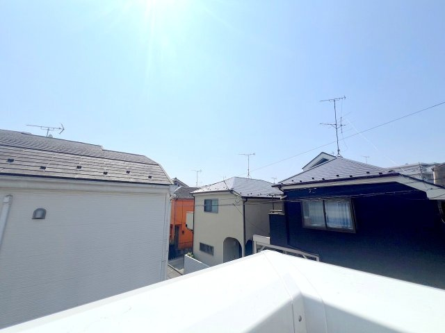 武蔵村山市大南5丁目　全1棟　新築戸建て　のバルコニー