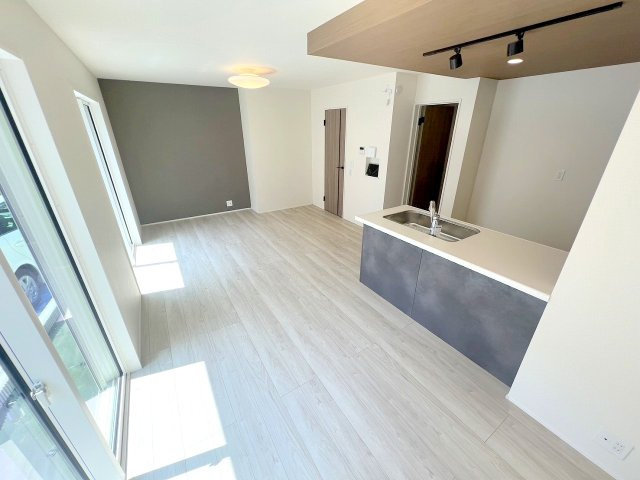 武蔵村山市大南5丁目　全1棟　新築戸建て　の居間・リビング