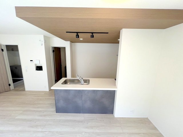 武蔵村山市大南5丁目　全1棟　新築戸建て　の居間・リビング