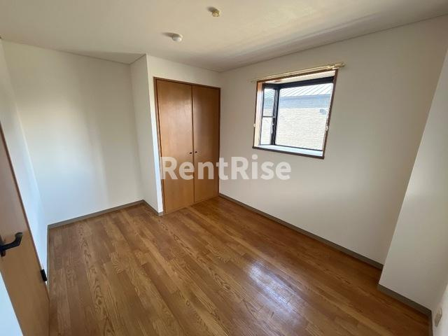 プラスパ・ダイトクの洋室|洋室