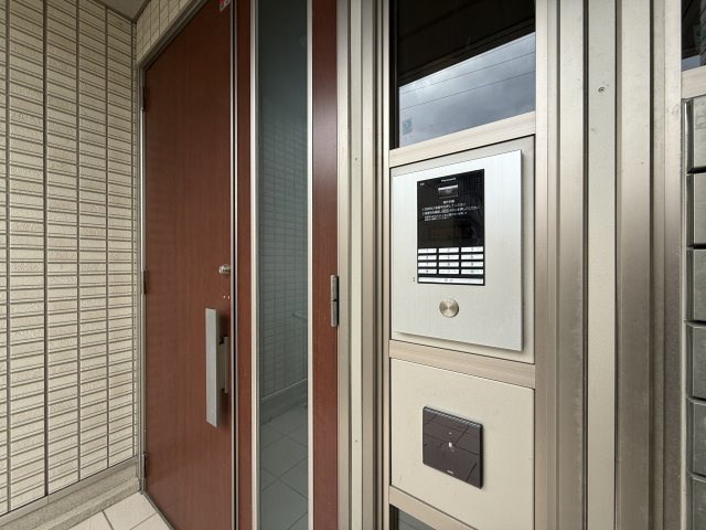 サニーコートバディのエントランス