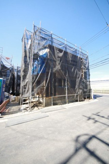 【外観】 | 【仲介手数料無料！！】日野市宮　新築戸建て（全15棟）14号棟　5630万円 | 令和８年3月１５日撮影　建築中