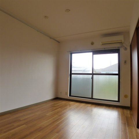 ウェルメゾンの設備|別部屋のお写真です