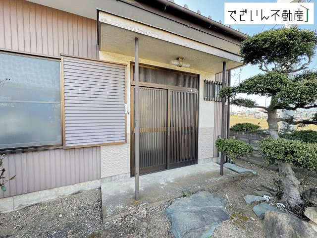 【玄関】 | 熊谷市佐谷田　【平屋】中古住宅   | 現地(2026年3月撮影)