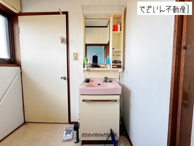 【独立洗面台】 | 熊谷市佐谷田　【平屋】中古住宅   | 現地(2026年3月撮影)